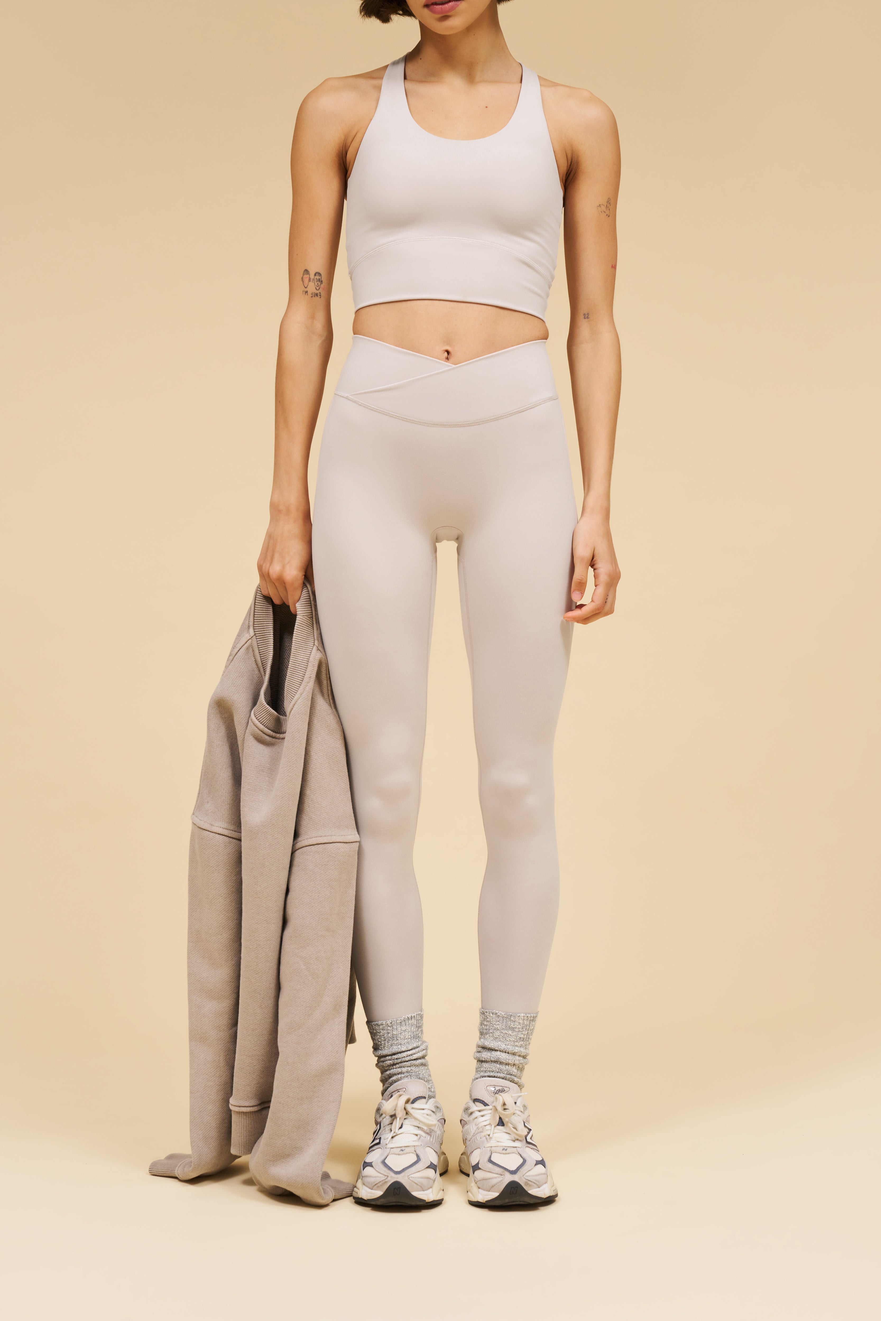 HIGH WAIST CROSS FRONT LEGGINGS